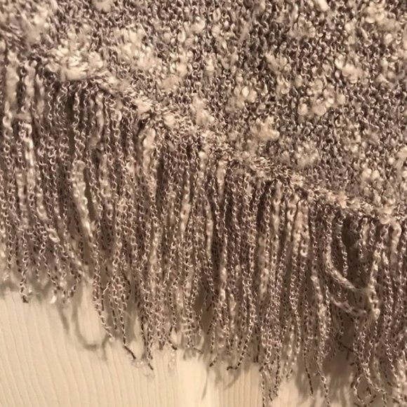 SAKS FIFTH AVENUE Size X-Small Gray Cream Marled Tunic Sweater Fringe Crewneck - Picture 6 of 8